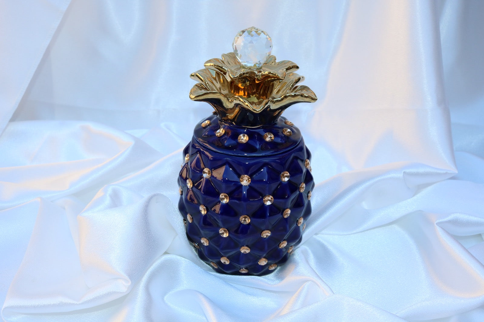 Luxury Pineapple Candle (16oz)